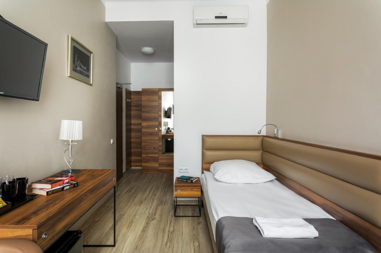 G12 Aparthotel Krakow Luaran gambar