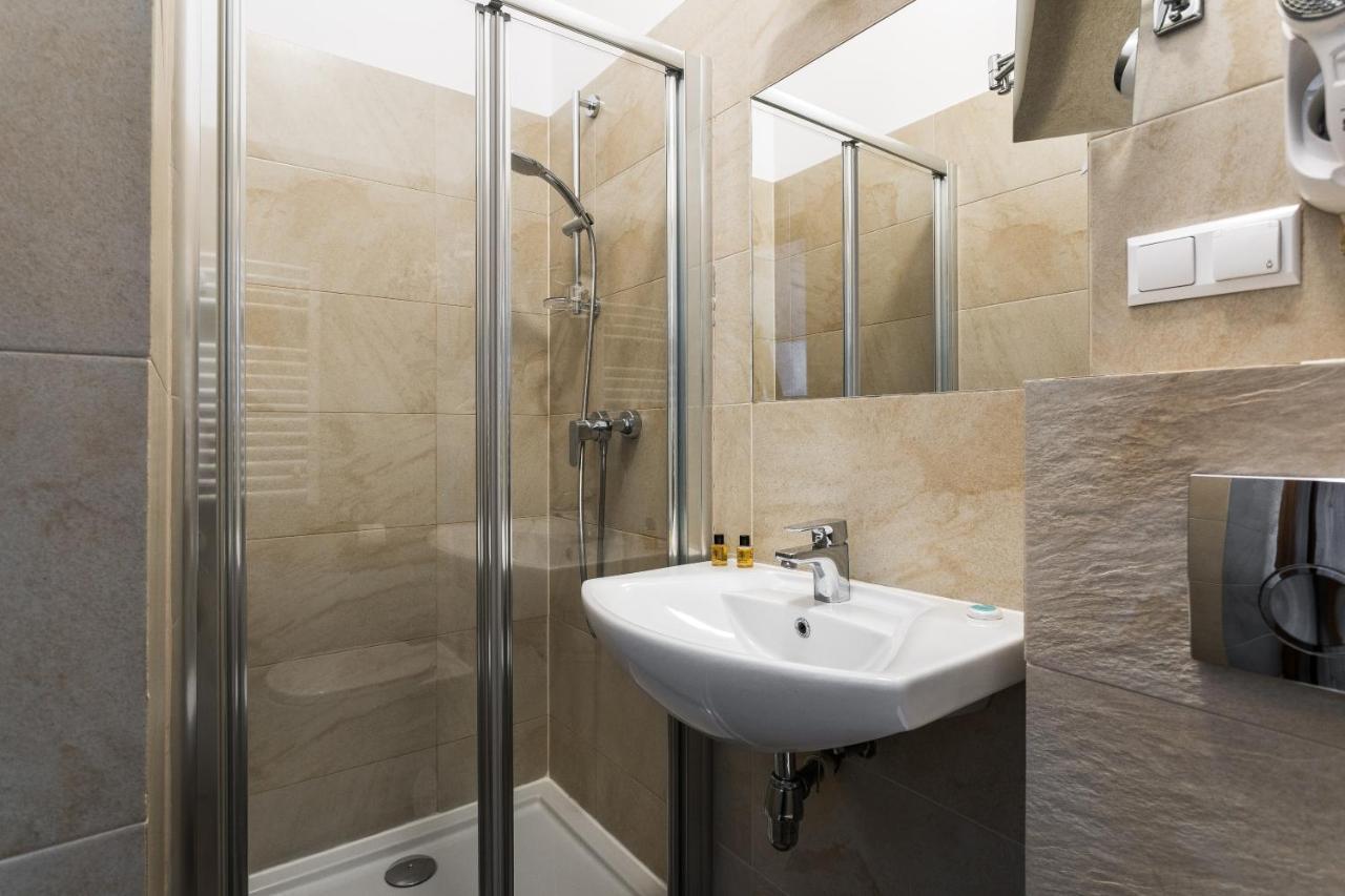 G12 Aparthotel Krakow Luaran gambar